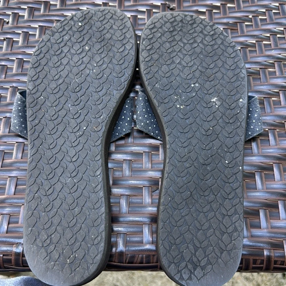 Reef little scrunch size 8 women's flip flops